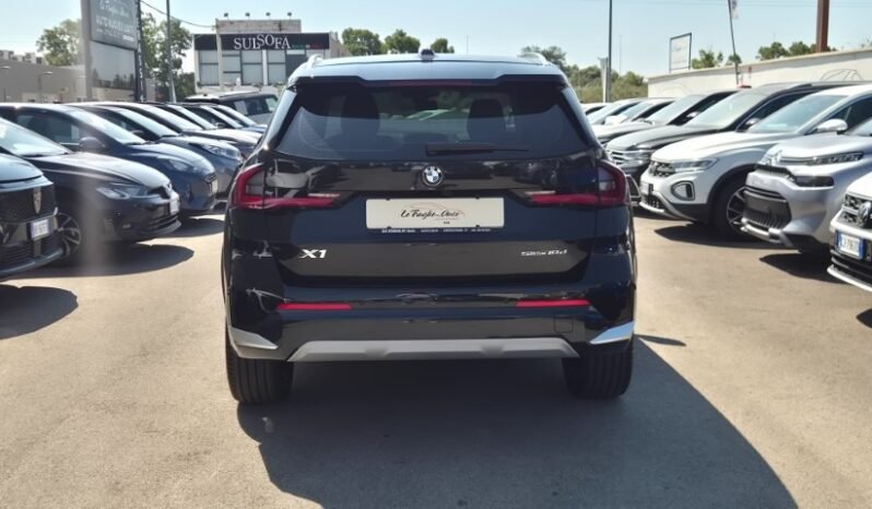 
								BMW X1 SDRIVE 18D M-SPORT 2026 completo									
