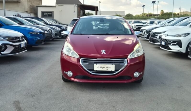 
								Peugeot 208 HDI ALLURE 2012 completo									