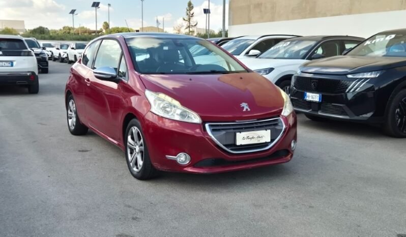 
								Peugeot 208 HDI ALLURE 2012 completo									