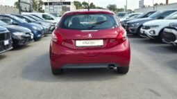
										Peugeot 208 HDI ALLURE 2012 completo									
