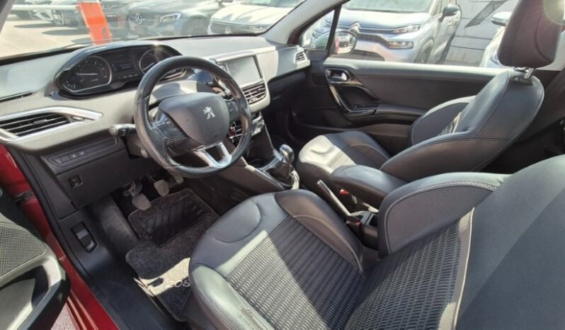 
								Peugeot 208 HDI ALLURE 2012 completo									