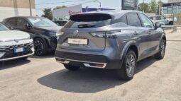 
										Nissan qashqai MHEV ACENTA 2025 completo									