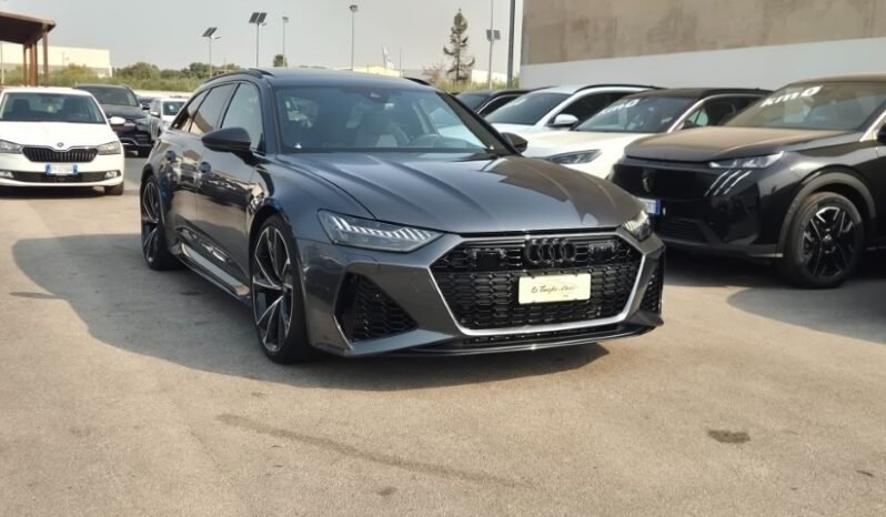 
								Audi RS6 AVANT TFSI V8 QUATTRO TIPTRONIC PERFORMANCE 2024 completo									