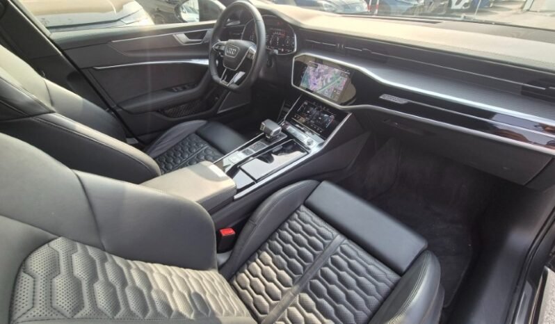 
								Audi RS6 AVANT TFSI V8 QUATTRO TIPTRONIC PERFORMANCE 2024 completo									