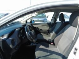 
										Toyota YARIS HYBRID ACTIVE 2016 completo									