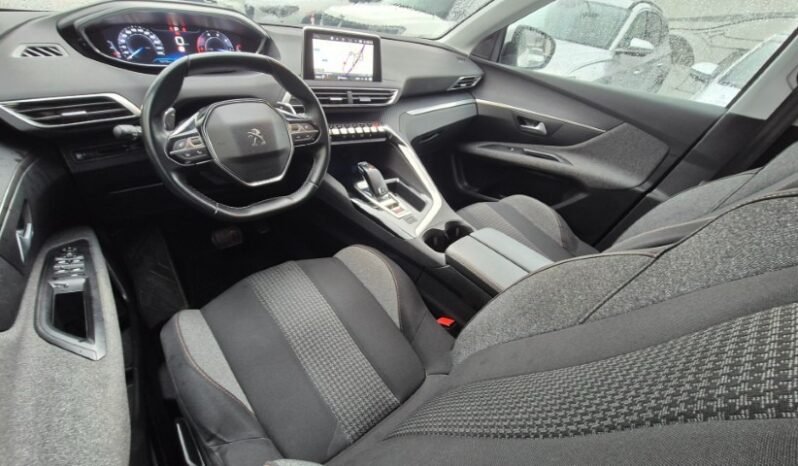 
								Peugeot 3008 EAT8 BUSINESS 2019 completo									