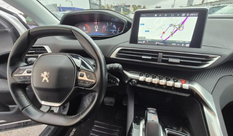 
								Peugeot 3008 EAT8 BUSINESS 2019 completo									