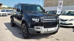 
										LAND ROVER DEFENDER AUTO HSE 2020 completo									