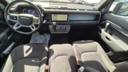 
										LAND ROVER DEFENDER AUTO HSE 2020 completo									