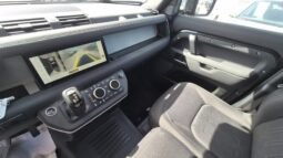 
										LAND ROVER DEFENDER AUTO HSE 2020 completo									