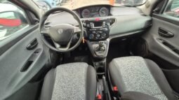 
										Lancia YPSILON 2021 completo									