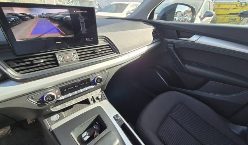 
								Audi Q5 40 TDI QUATTRO S-TRONIC BUSSINESS ADV. 2021 completo									