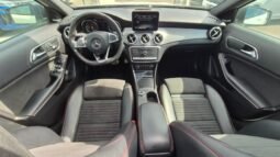 
										Mercedes GLA 220D AUTOMATIC 4MATIC PREMIUM (TETTO APRIBILE) 2017 completo									