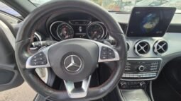 
										Mercedes GLA 220D AUTOMATIC 4MATIC PREMIUM (TETTO APRIBILE) 2017 completo									