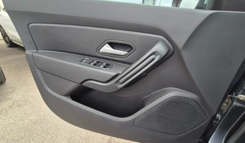 
								Dacia DUSTER BLUEDCI COMFORT 2023 completo									