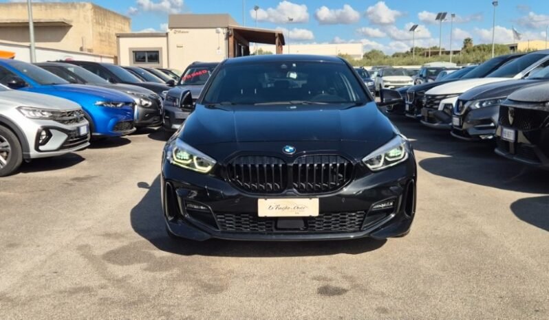 
								BMW 120D XDRIVE M-SPORT 2020 completo									