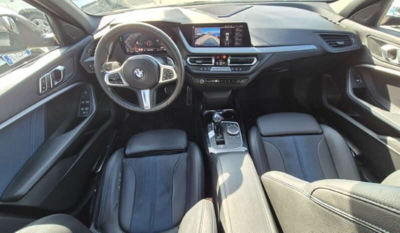 
								BMW 120D XDRIVE M-SPORT 2020 completo									
