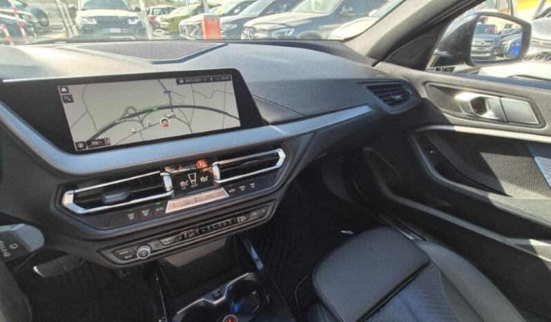 
								BMW 120D XDRIVE M-SPORT 2020 completo									