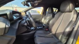 
										Peugeot 208 EAT8 GT 2023 completo									