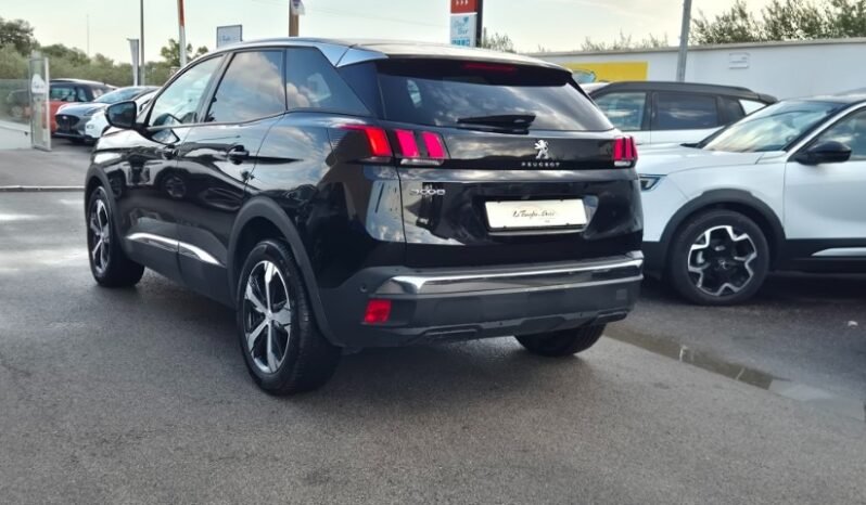 
								Peugeot 3008 ALLURE 2023 completo									