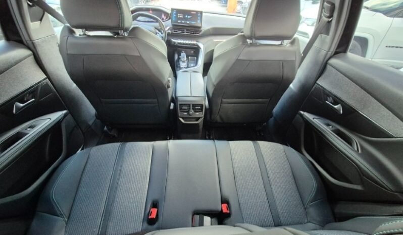 
								Peugeot 3008 ALLURE 2023 completo									