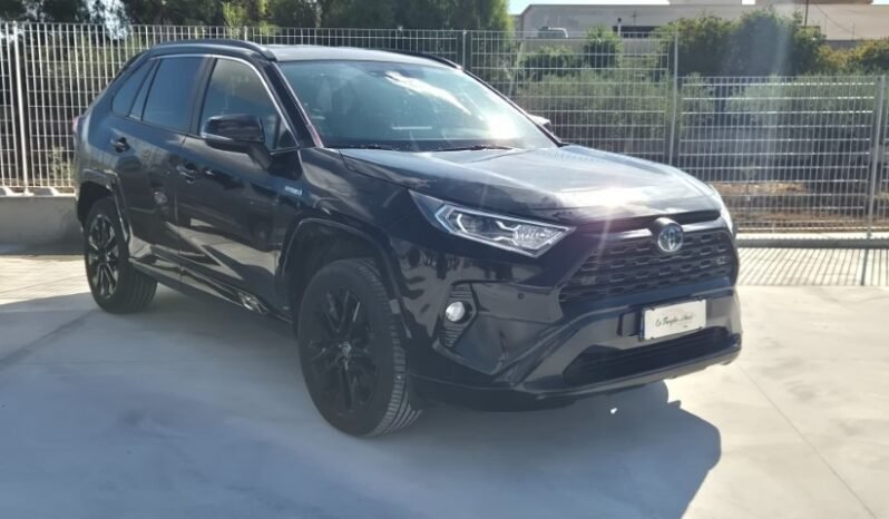 
								Toyota RAV 4 HV E-CVT 2WD BLACK EDITION 2021 completo									
