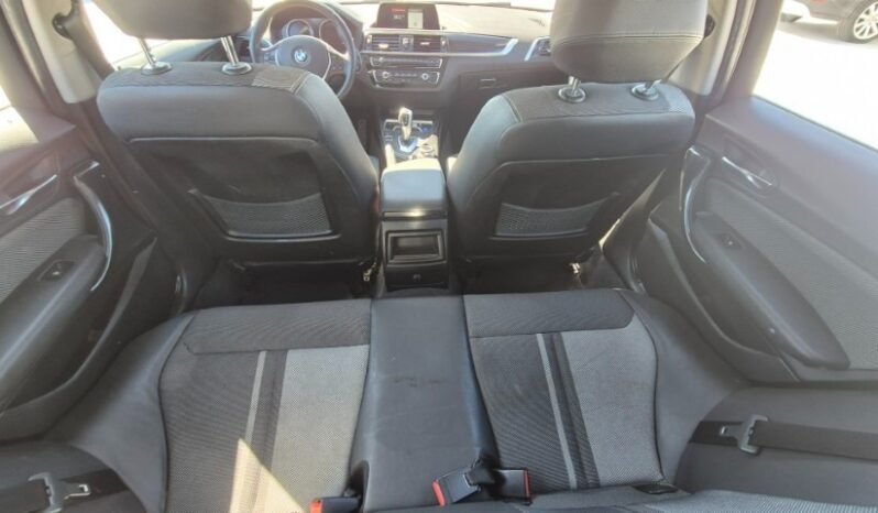 
								BMW 116D URBAN 2018 completo									