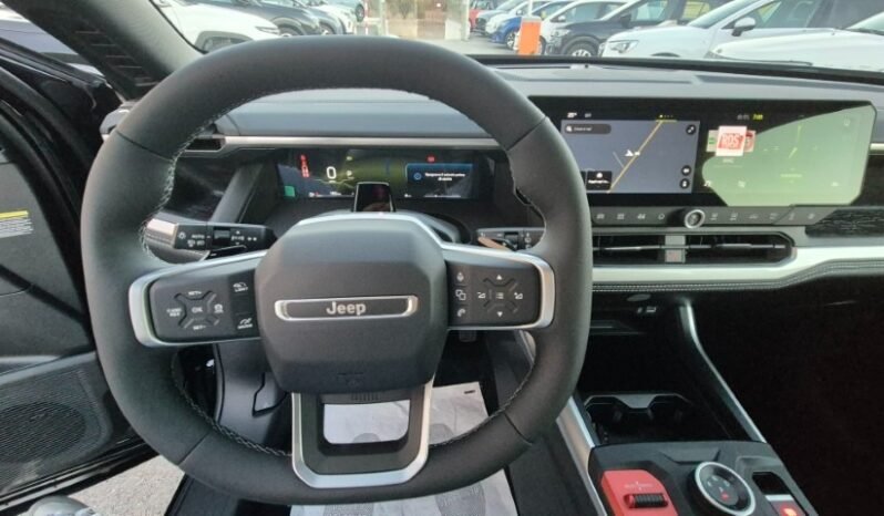 
								Jeep COMPASS E-HYBRID FIRST EDITION 2026 completo									