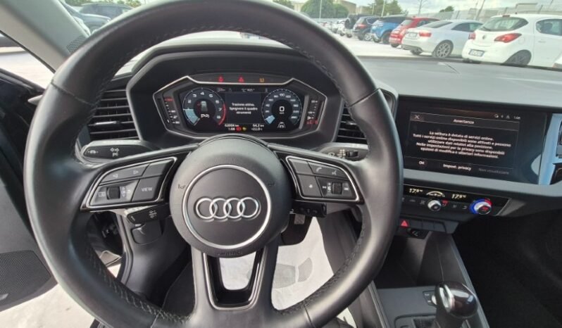 
								Audi A1 SPB 25 TFSI S-TRONIC 2022 completo									