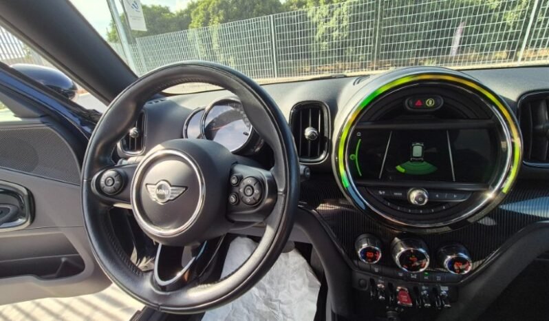 
								Mini COUNTRYMAN 2018 completo									