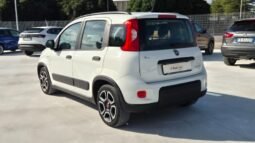 
										Fiat panda HYBRID CITY LIFE 2022 completo									