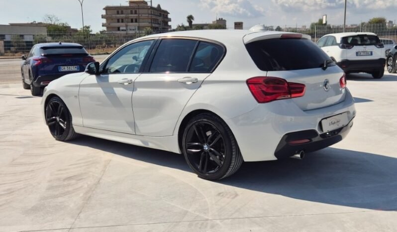 
								BMW 118D M-SPORT 2016 completo									