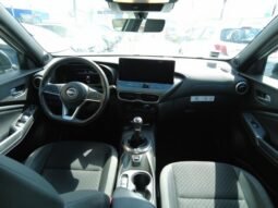 
										Nissan JUKE DIG-T N-CONNECTA 2025 completo									