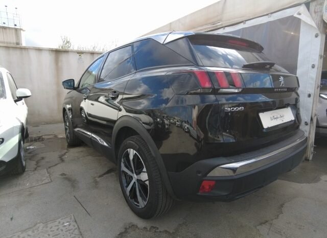 
								Peugeot 3008 ALLURE 2023 completo									
