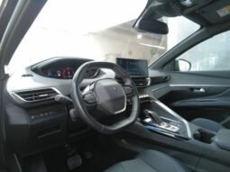 
										Peugeot 3008 ALLURE 2023 completo									