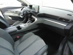 
										Peugeot 3008 ALLURE 2023 completo									