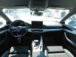 
										Audi A5 SPB 40 TDI STRONIC SLINE 2022 completo									