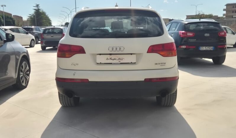 
								Audi Q7 QUATTRO TIPTRONIC ADVANCED 2009 completo									