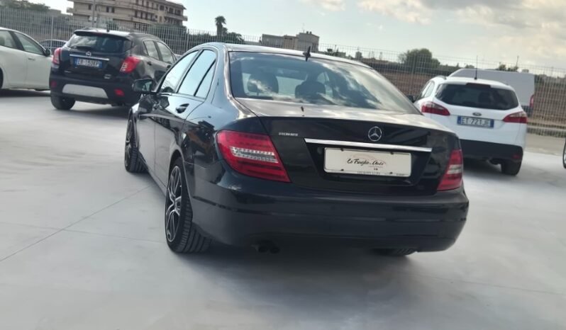 
								Mercedes C 200 CDI AVANTGARDE 2012 completo									