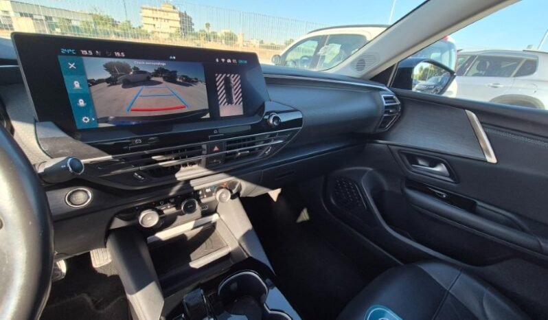 
								Citroen C5 X EAT8 SHINE 2023 completo									