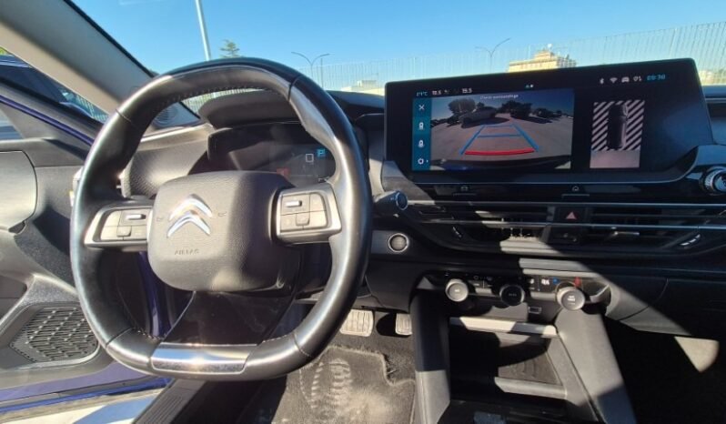 
								Citroen C5 X EAT8 SHINE 2023 completo									
