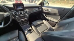 
										Mercedes GLA 200D AUT. PREMIUM (TETTO APRIBILE) 2019 completo									