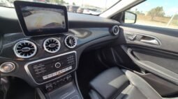 
										Mercedes GLA 200D AUT. PREMIUM (TETTO APRIBILE) 2019 completo									