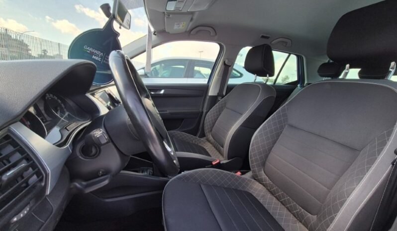 
								Skoda FABIA 2019 completo									