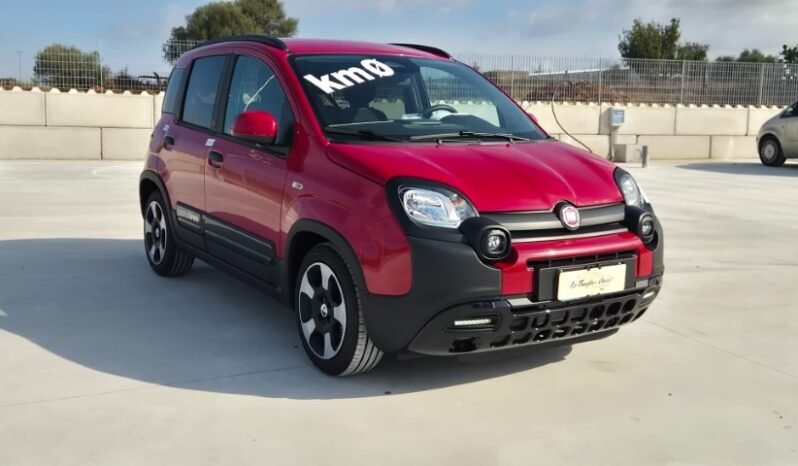 
								Fiat PANDINA HYBRID CROSS 2026 completo									