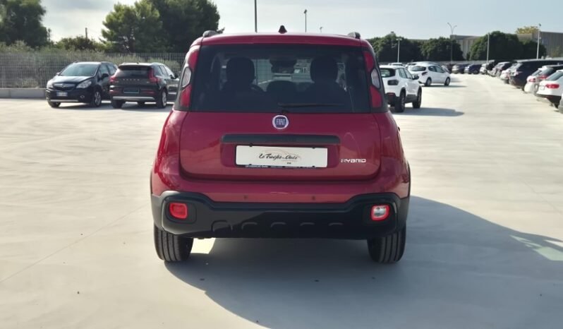 
								Fiat PANDINA HYBRID CROSS 2026 completo									