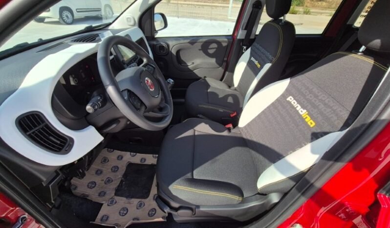 
								Fiat PANDINA HYBRID CROSS 2026 completo									