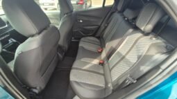 
										Peugeot 2008 HYBRID E-DCS6 ALLURE 2025 completo									
