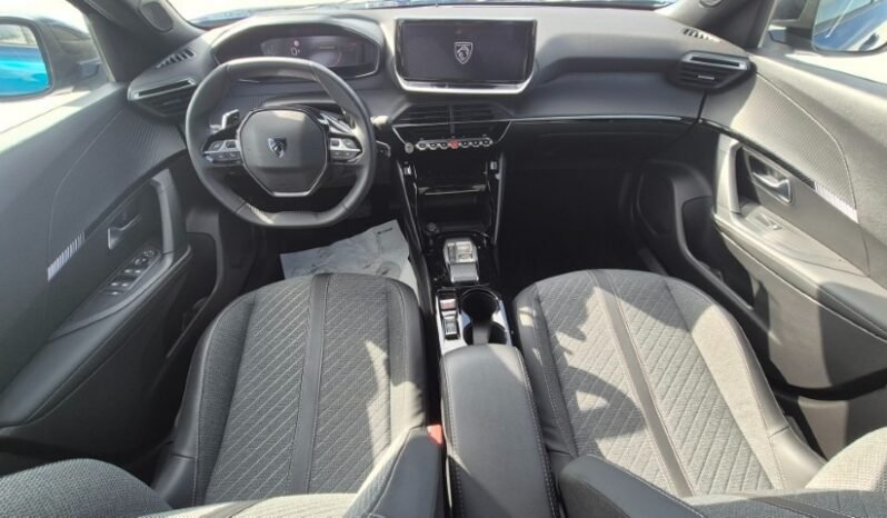 
								Peugeot 2008 HYBRID E-DCS6 ALLURE 2025 completo									