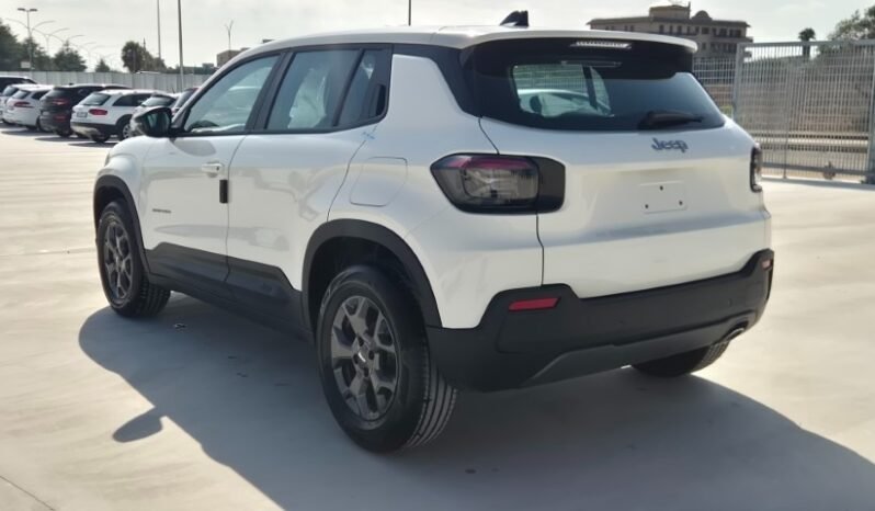 
								Jeep AVENGER MHEV DCT LONGITUDE 2026 completo									